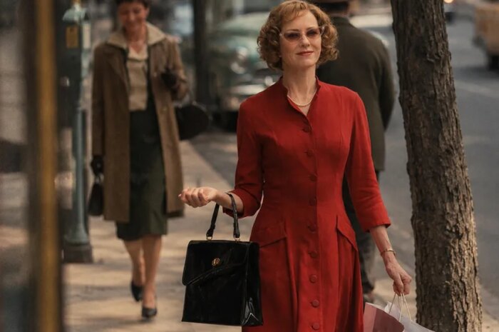 ‘The Housewife’ Assessment: Naomi Watts Anchors an Underpowered True Story